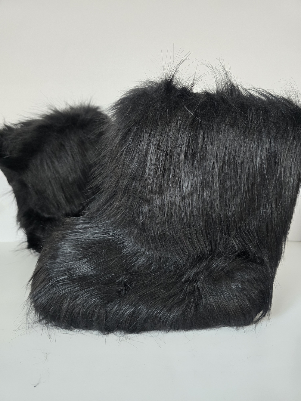 Cozy Rave Women's Black Faux Fur Festival Winter Boots